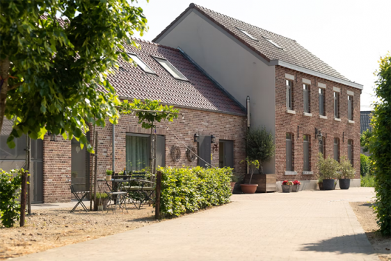 B&B Woods & Wine in As